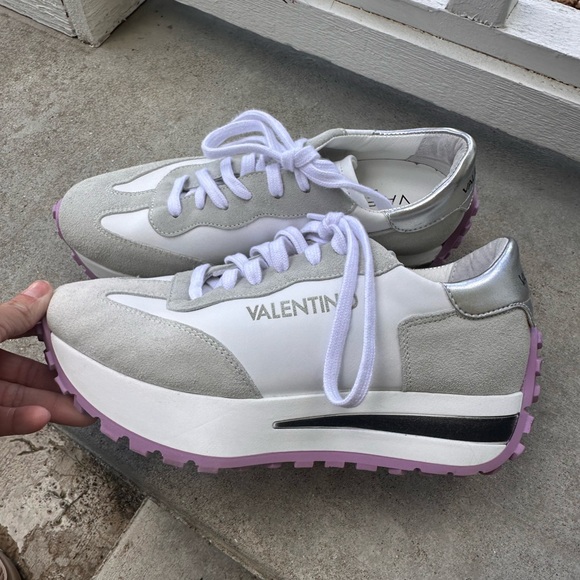 Valentino White and Gray Athletic Sneakers with Retro Design - Picture 2 of 10